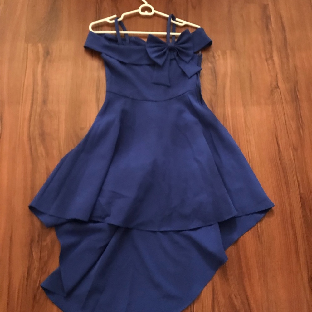 Dress - Picture 3 of 3